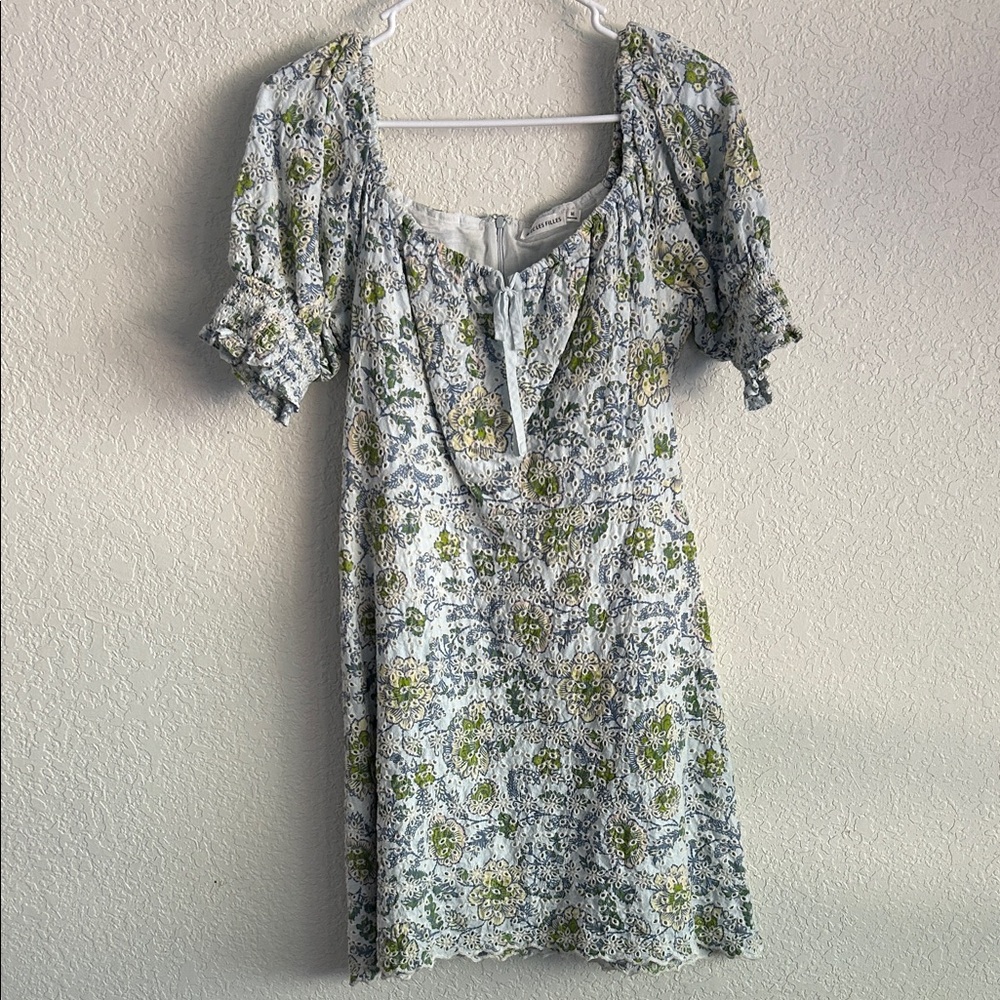 Avec Les Filles Green and Blue Floral Midi Dress